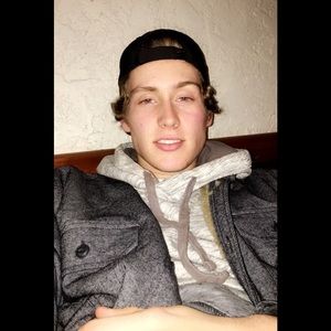 Meet your Posher, Dylan